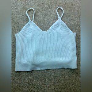 WHITE CROPPED KNIT TOP
